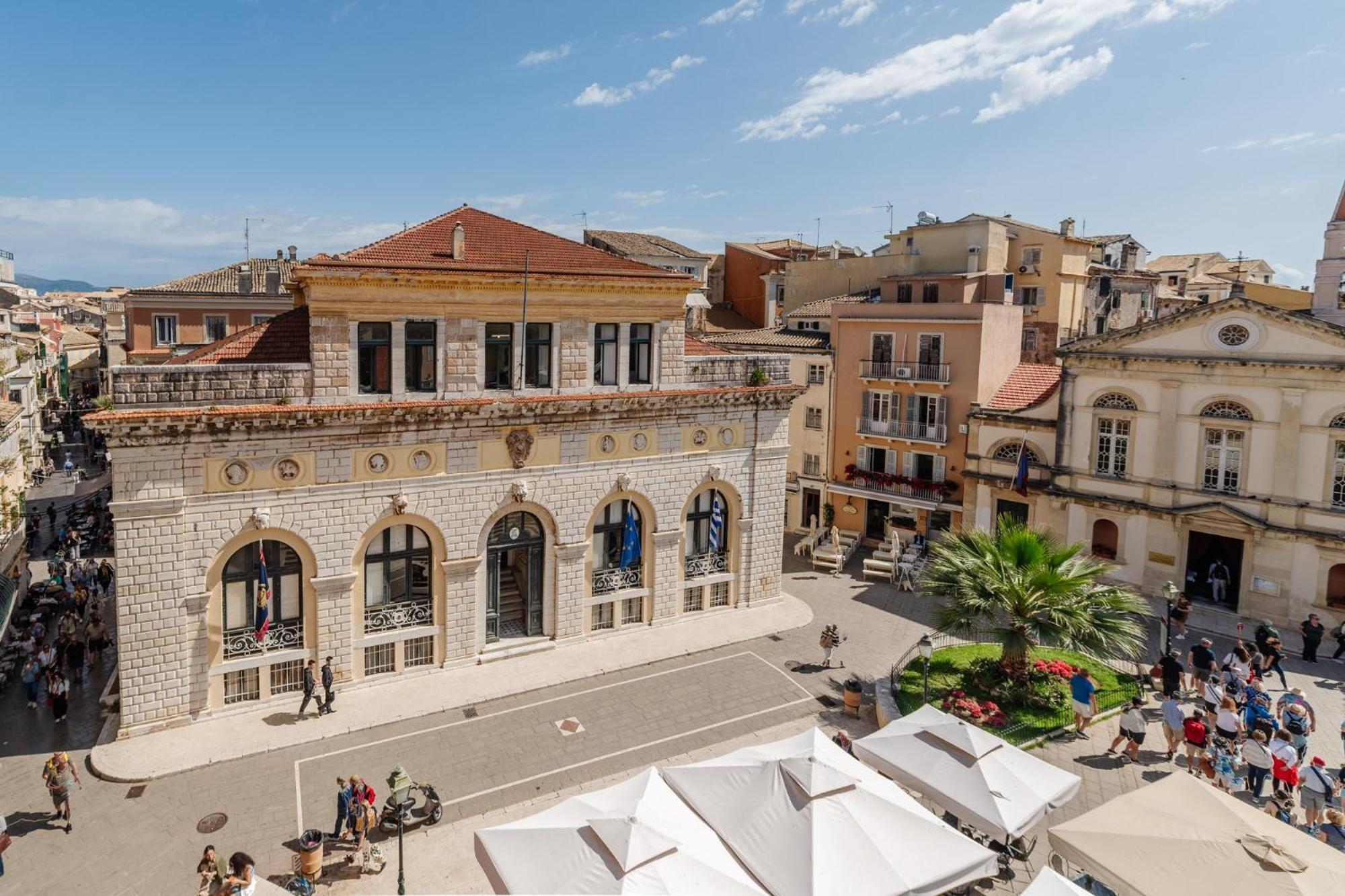 "San Giacomo Square Apt." In The Heart Of Old Town Corfu  Bagian luar foto